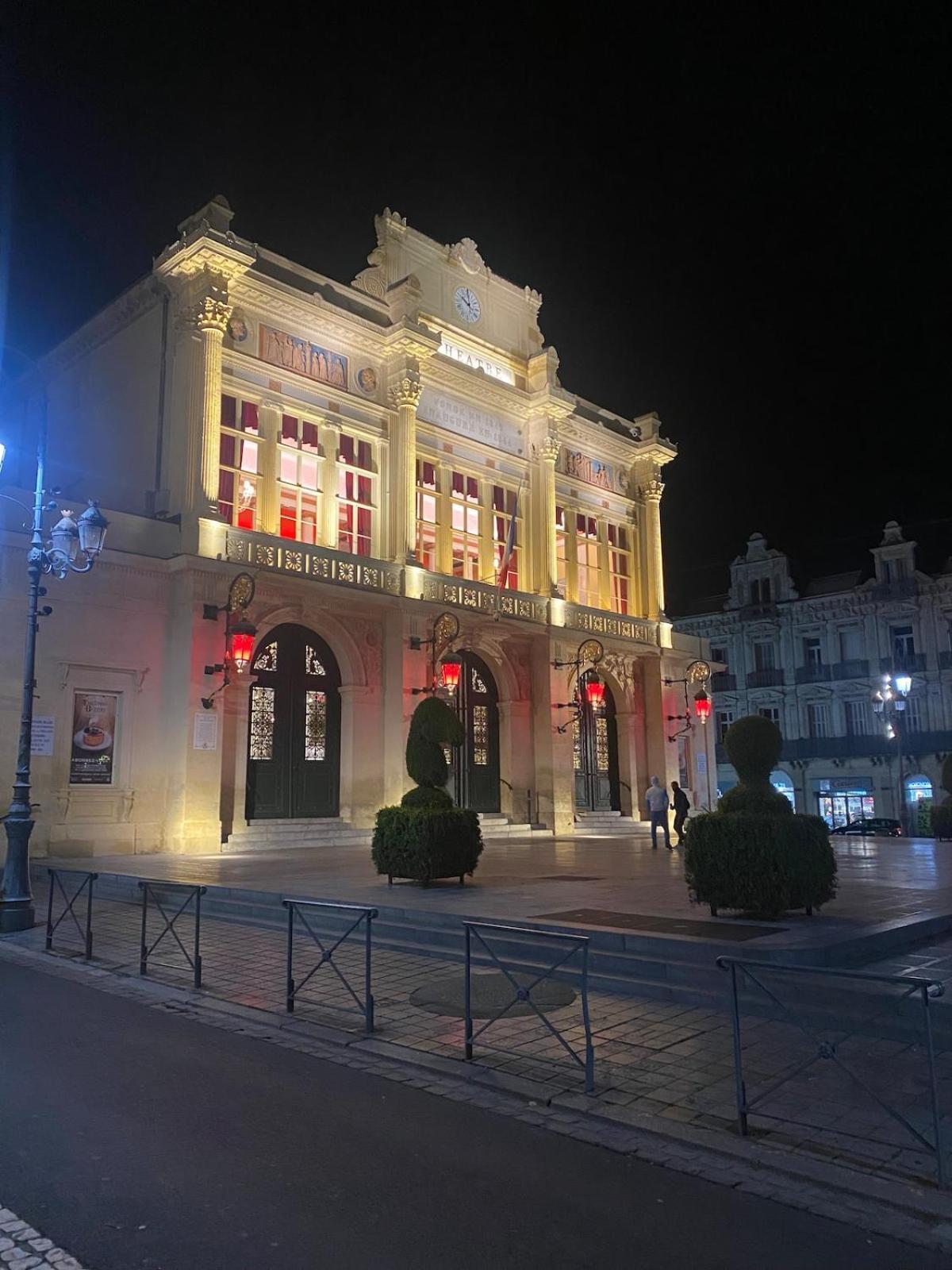 Grand Appartement De 100M2 -Allee Paul Riquet Beziers - 4Chambres - Wifi- Tv Connectee Exterior photo